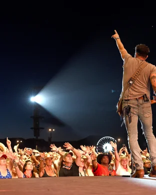 Live concert by Jedd Hughes