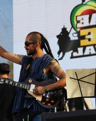 Live concert by Old Skool Reggaeton Brunch