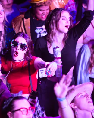 Broadway Rave