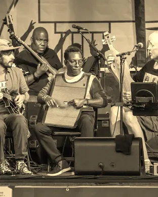 Bruce Hornsby And The Noisemakers Lansdowne