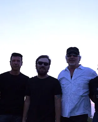 Joe Grushecky and The Houserockers