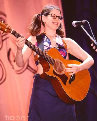 Lisa Loeb