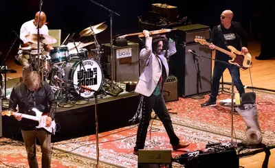 Mike Campbell and The Dirty Knobs